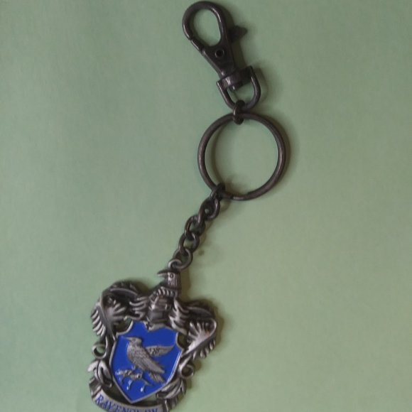 Ravenclaw Harry Potter Coat of Arms for Ravenclaw key fob WBEI - Picture 9 of 10